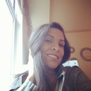 Meet your Posher, Ana